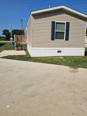 mobile home thumb