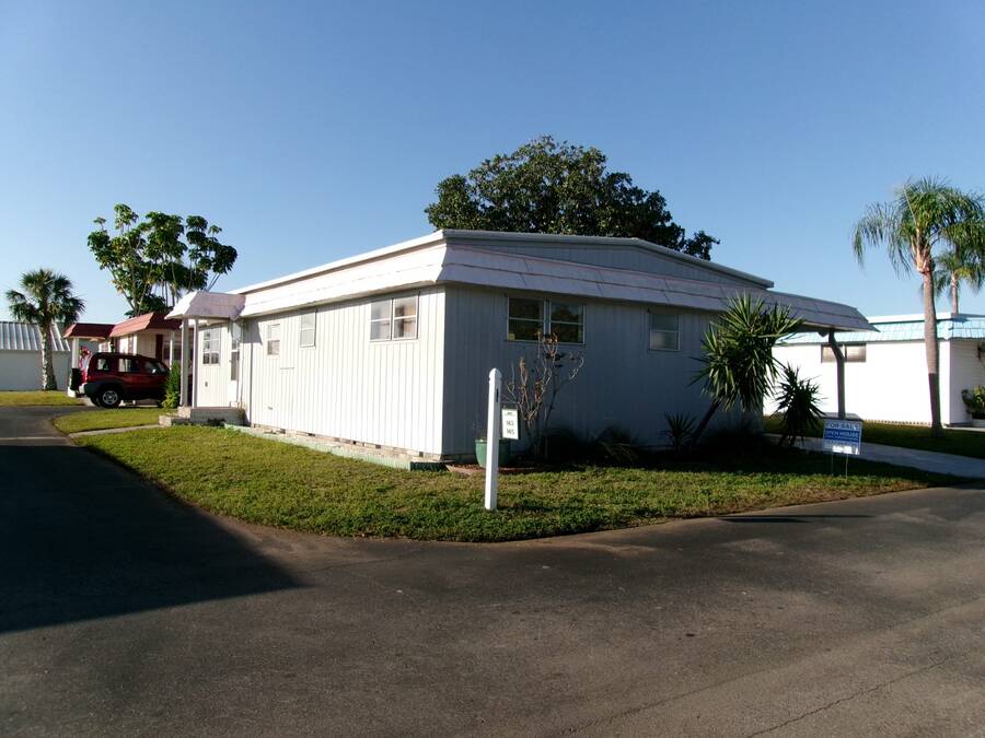 For Sale 7100 Ulmerton Rd, Lot Lot 147, Largo, FL 33771 Single Wide