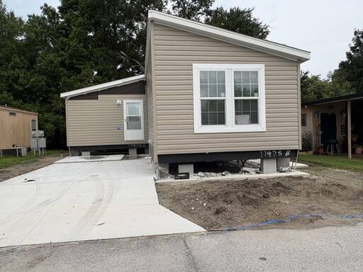 mobile home thumb