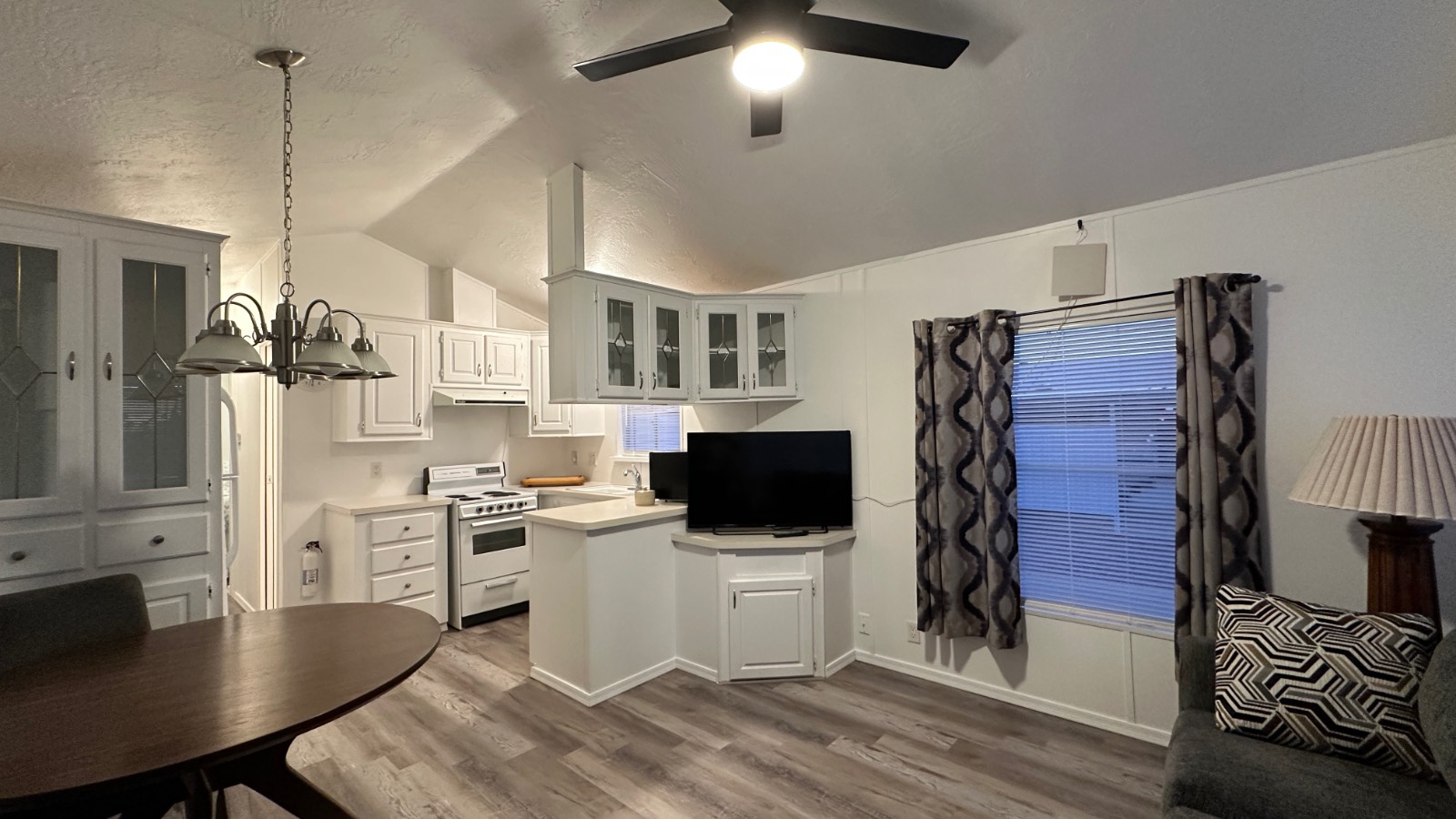 Apache Junction, AZ