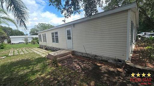 mobile home thumb