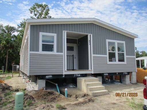 mobile home thumb