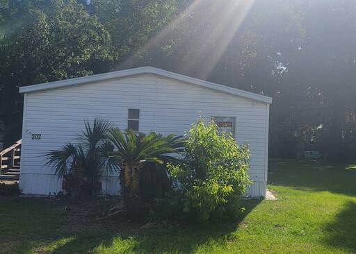 mobile home thumb