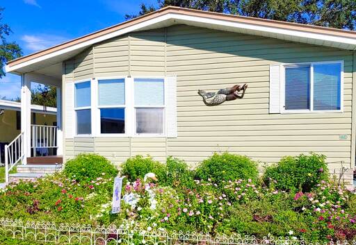 mobile home thumb