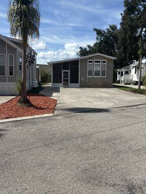 mobile home thumb