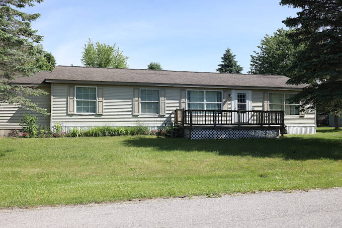Ludington Mobile Home Park | 5040 W Rasmussen Rd, Ludington, MI 49431 ...