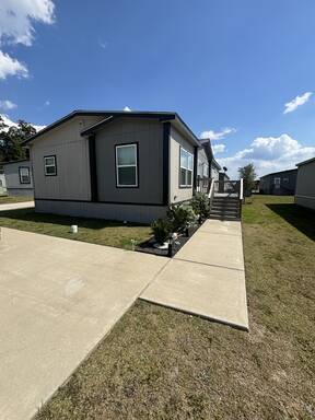 mobile home thumb