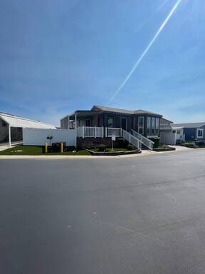 mobile home thumb
