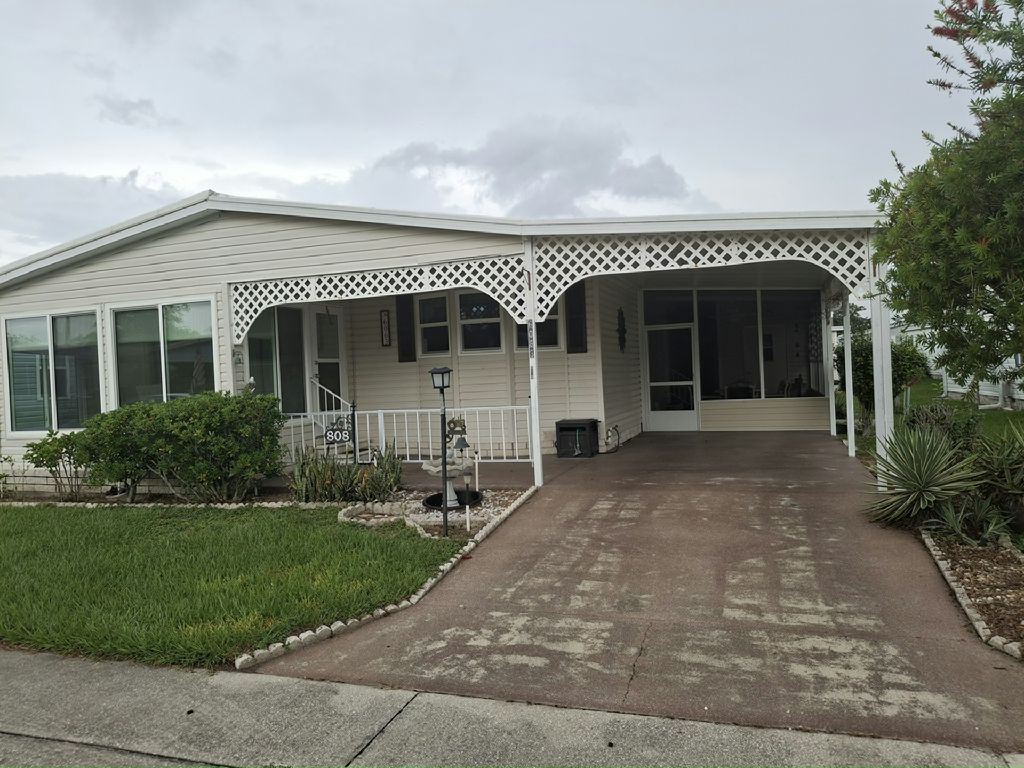Zephyrhills, FL