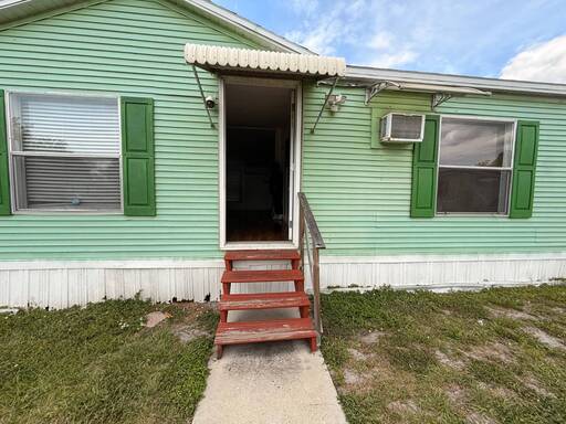 mobile home thumb