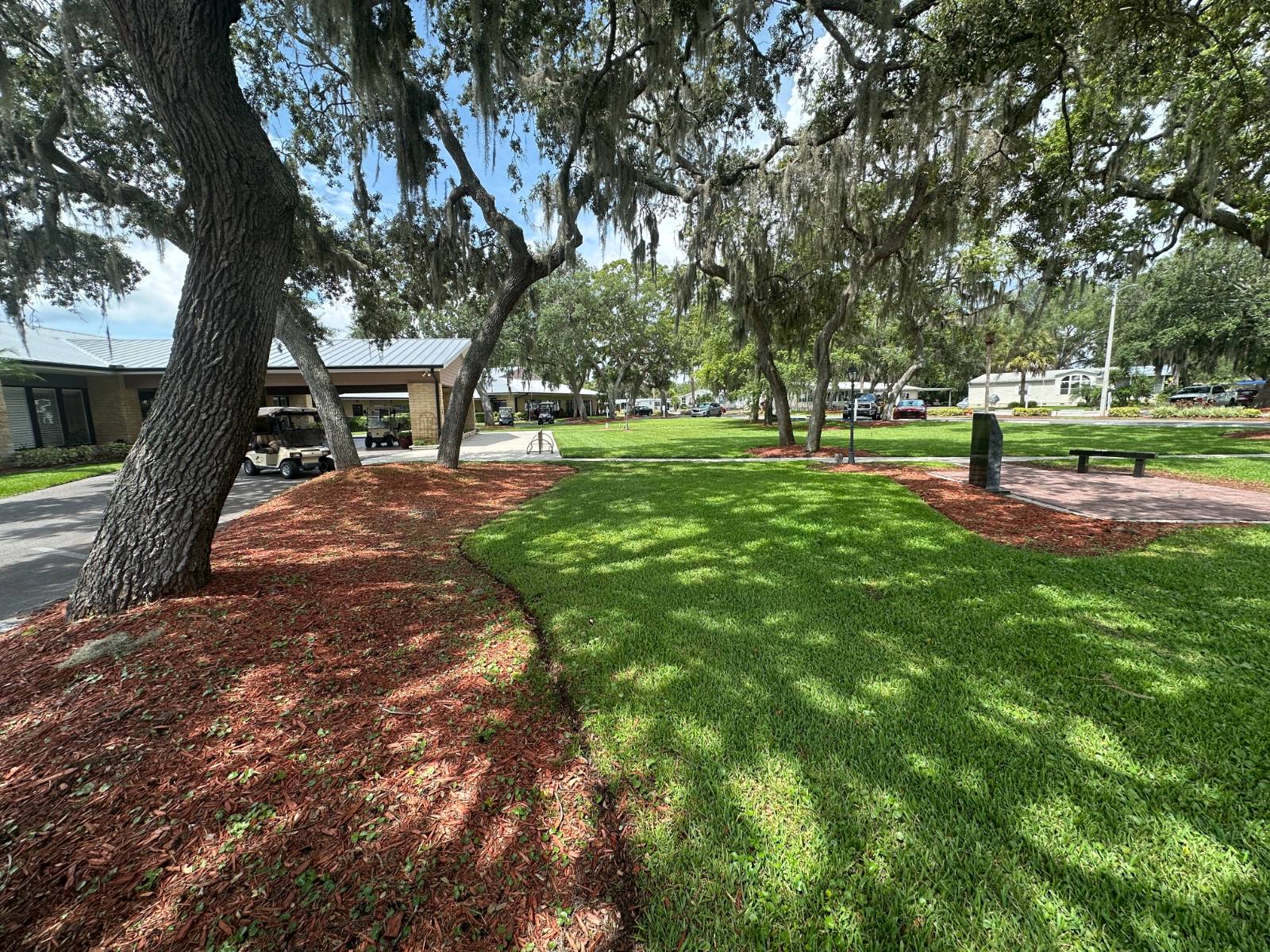 Leesburg, FL