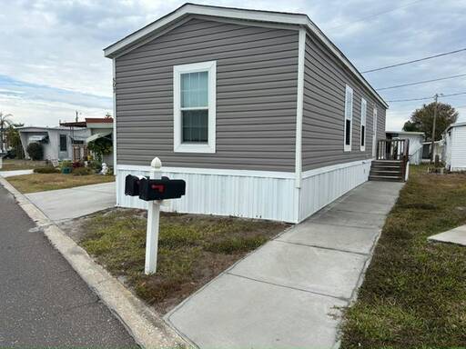 mobile home thumb