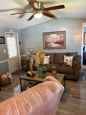 mobile home thumb
