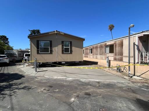 mobile home thumb