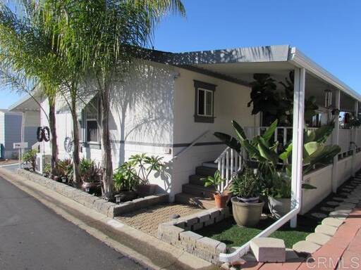 community home thumb