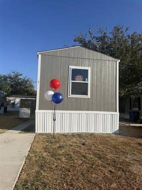 mobile home thumb