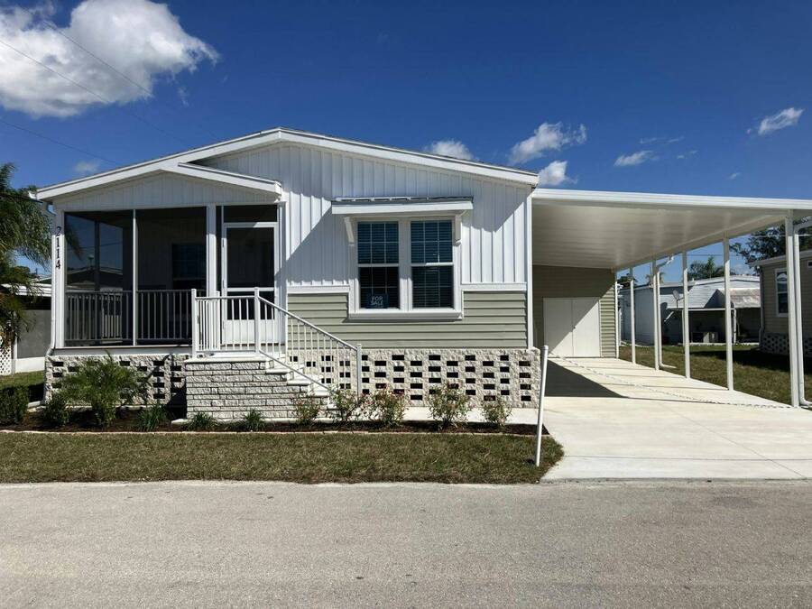 For Sale 2114 Ixora Court, Naples, FL 34110 Double Wide, 3 Bed, 2