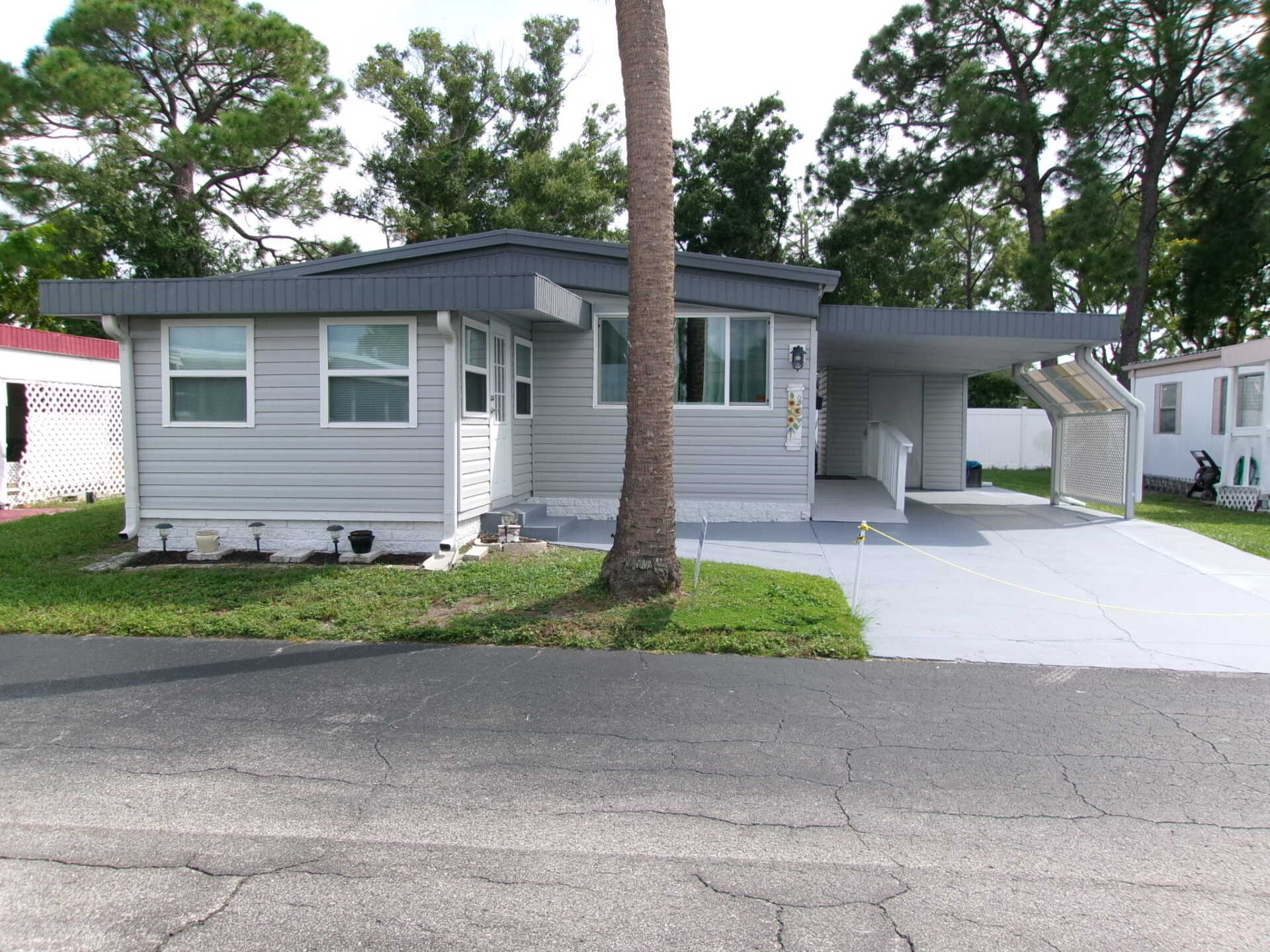 Largo, FL