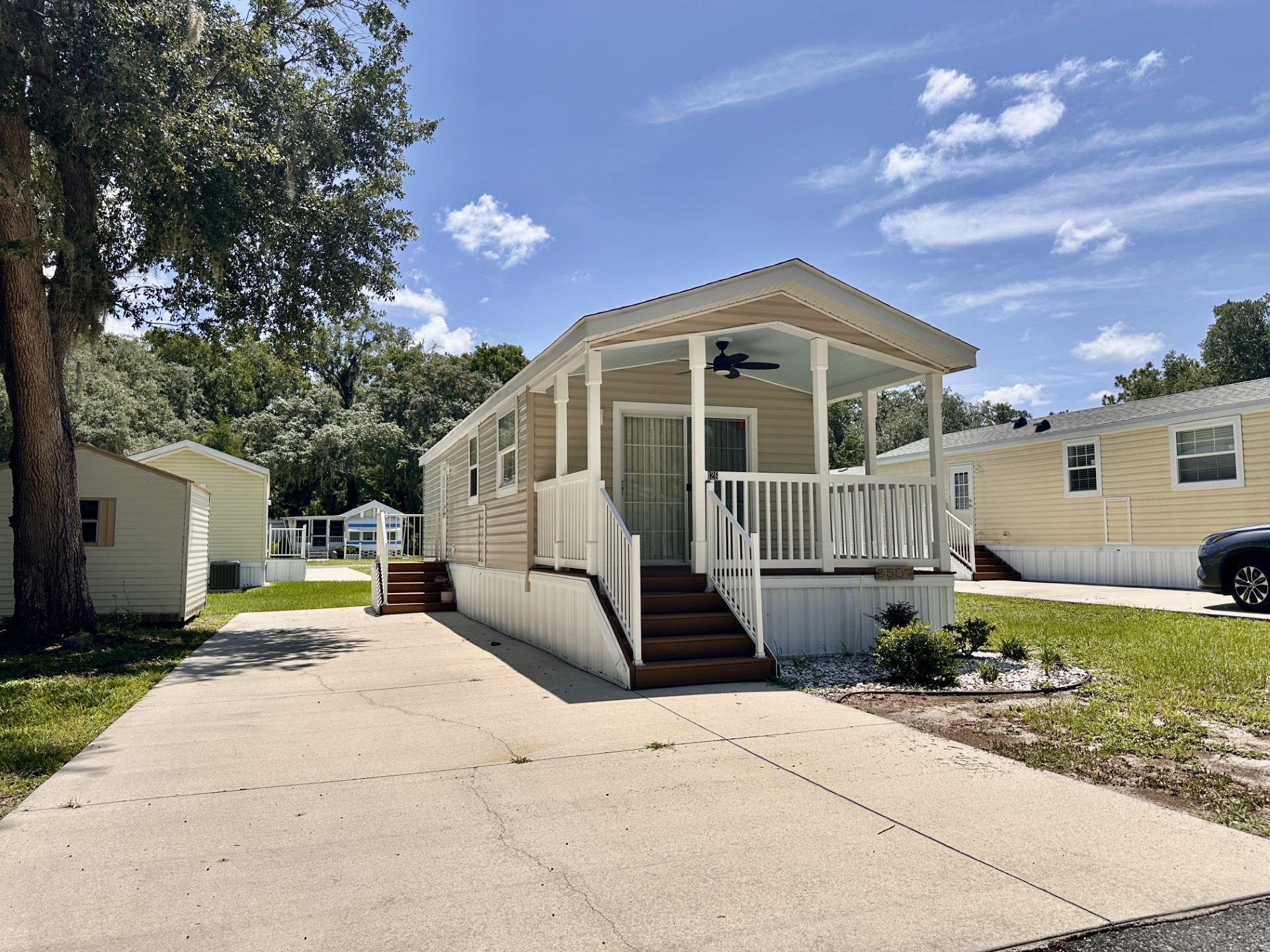 Bushnell, FL