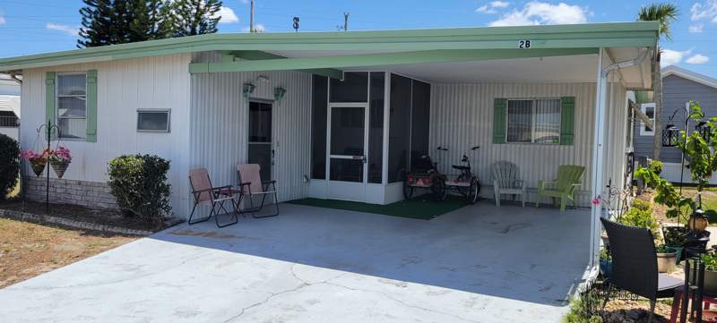 Tavares, FL
