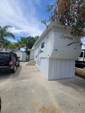 mobile home thumb