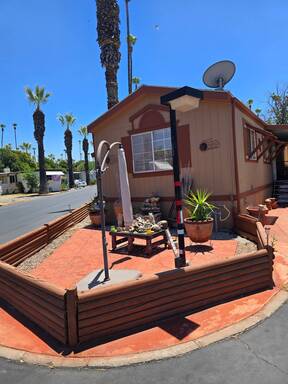 mobile home thumb