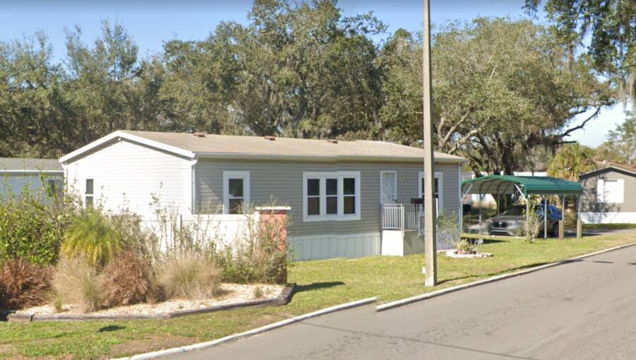 Riverwalk Village Mobile Home Park 8518 Gibsonton Drive, Gibsonton