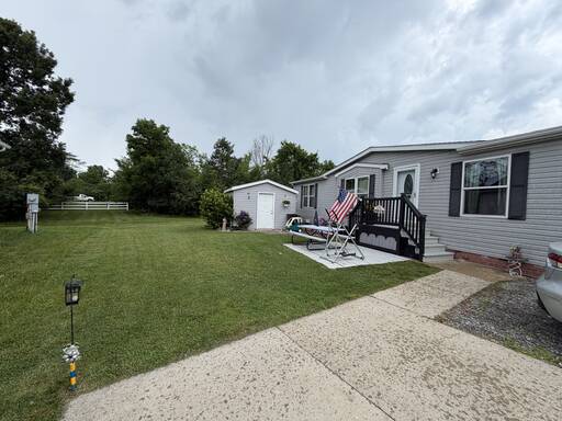 mobile home thumb