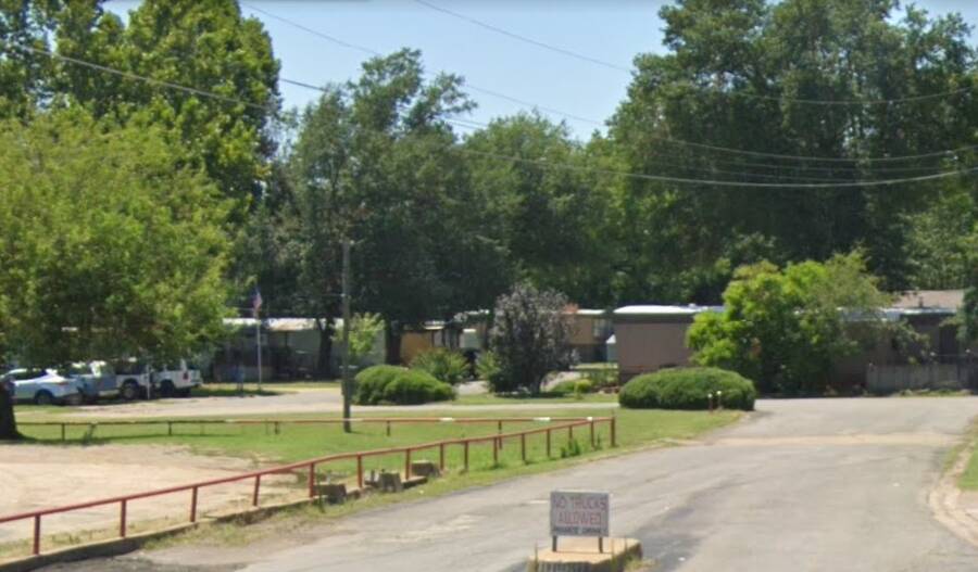 Ramm's Trailer Park 825 S Kerr Blvd, Sallisaw, OK 74955