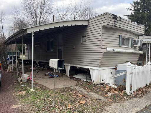 mobile home thumb