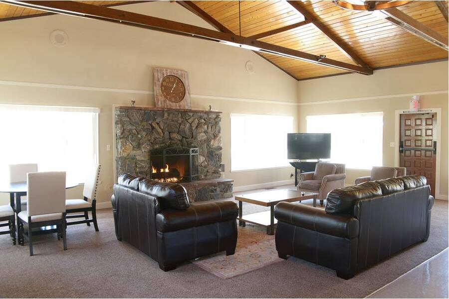 Murphys Diggins Mobile Home Park 216 Tom Bell Road, Murphys, CA 95247