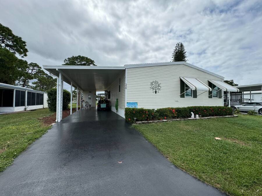 For Sale 326 S. Erie Dr, Fort Pierce, FL 34946 Single Wide