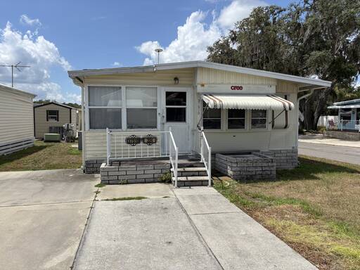 mobile home thumb