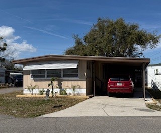 Tavares, FL