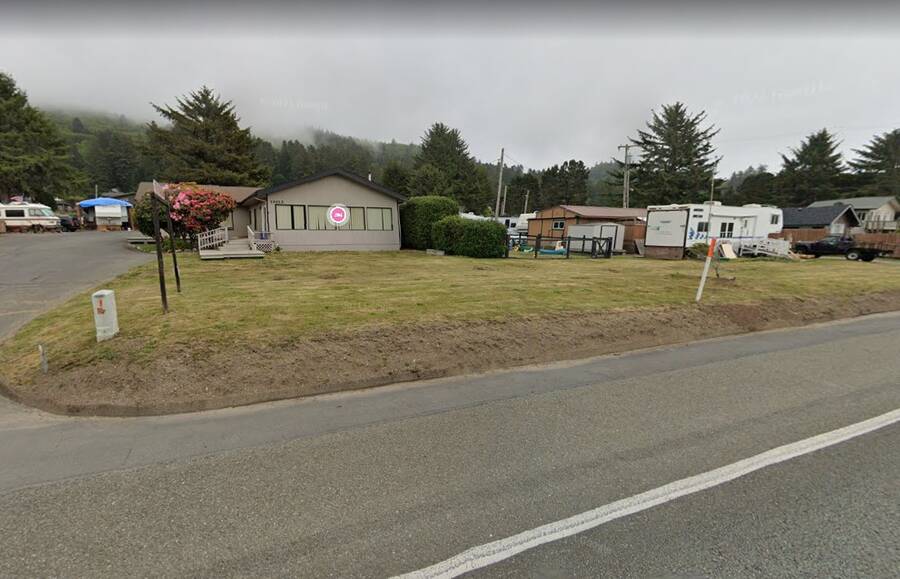 Ocean Views RV Park | 14015 Highway 101 N, Smith River, CA 95567 | MHBO.com