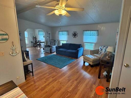 mobile home thumb