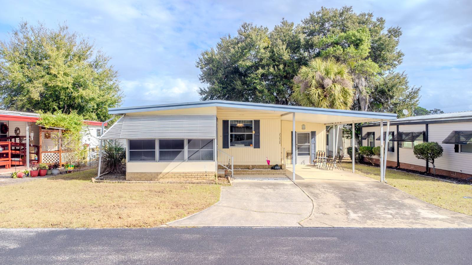 Leesburg, FL