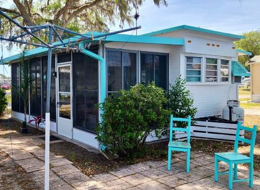 mobile home thumb
