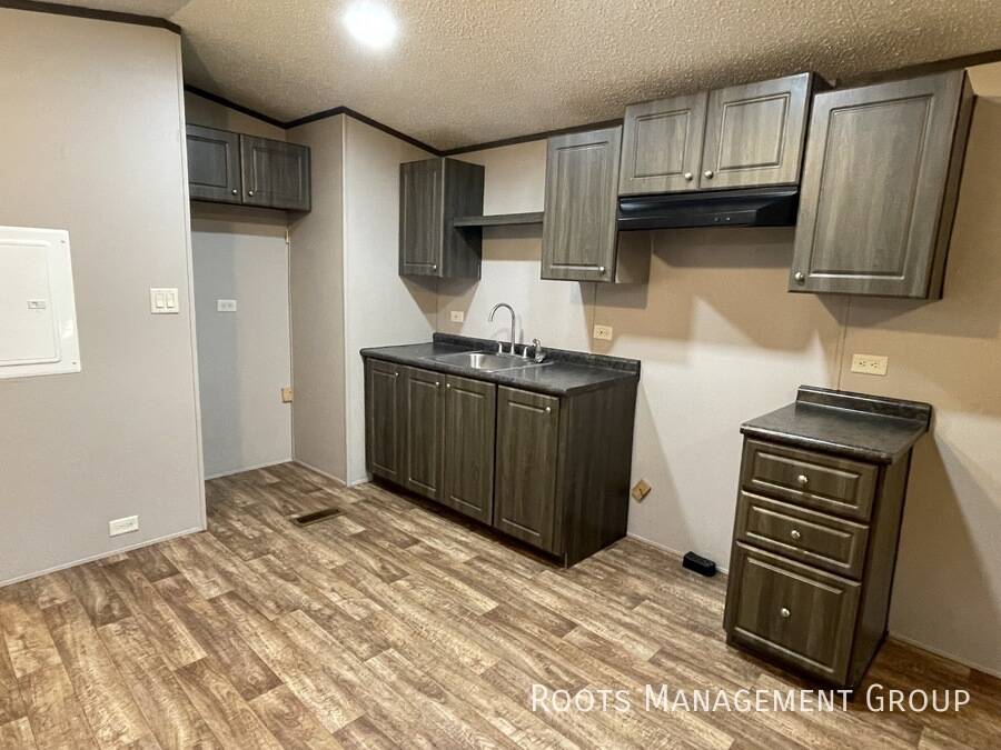 For Rent 4506 N Business 77, Harlingen, TX 78552 (Unspecified