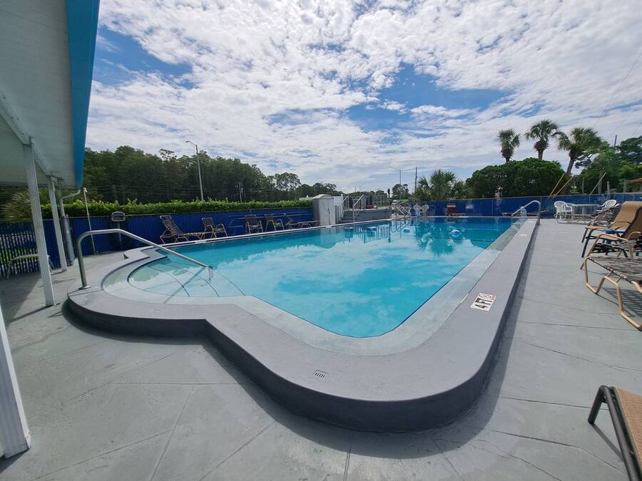 For Sale 37376 Us Hwy 19 N 55, Palm Harbor, FL 34685 Single Wide