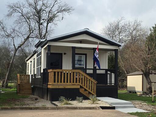 mobile home thumb