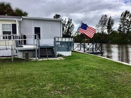 mobile home thumb