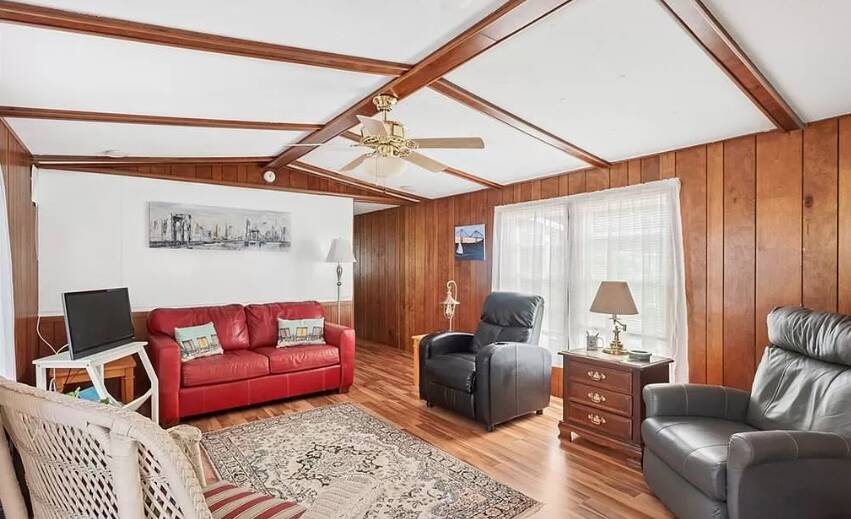 Lincoln Mobile Estates 27 Woodward Rd, Lincoln, RI 02865