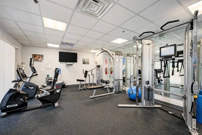 Landmark Naples 1620 Gulf Coast Drive, Naples, FL 34110