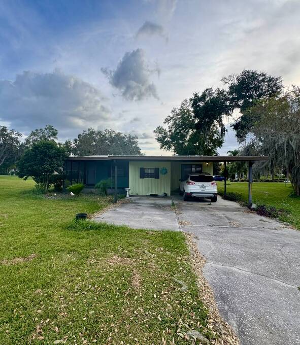 For Sale 108 Palm Drive, Lady Lake, FL 32159 Single Wide