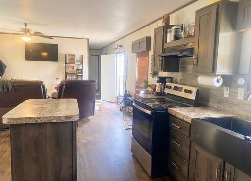 mobile home thumb