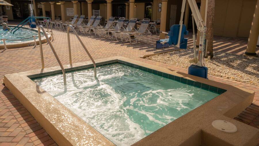 Horseshoe Cove RV Resort 7 Homes Available 5100 60th Street East