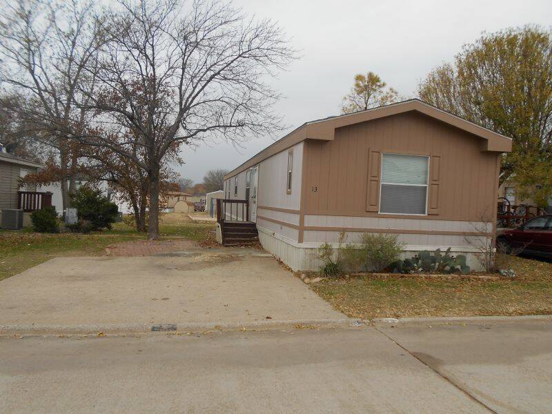 Creekside 4000 Ace Lane, Lewisville, TX 75067