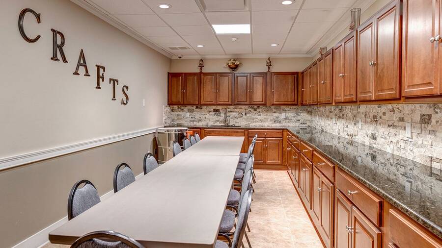 Windmill Village 16 Homes Available 427 Windmill Boulevard