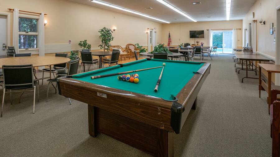 Farmwood Village 61/2 Deerfield Drive, Dover, NH 03820